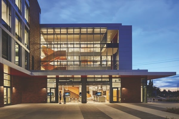 WSUEverett_BB_high_N76-889x592